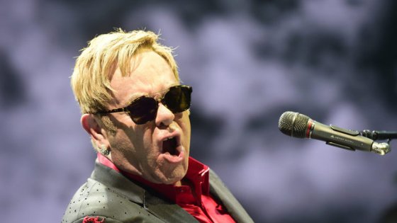 clanek_Elton John už nebude koncertovat. Padesátiletou kariéru zakončí na turné, rozloučí se také v Praze